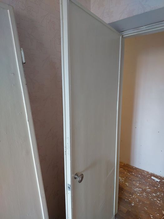 Продам двері  дерев'яні