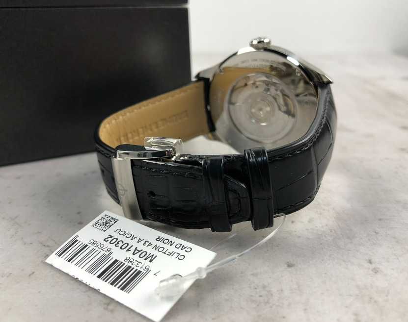 Baume & Mercier Clifton 10302