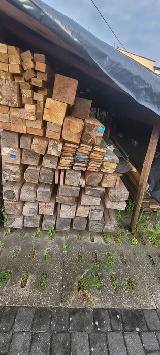 Drewno beki deski krawędziaki