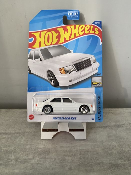 Mercedes-Benz 500E