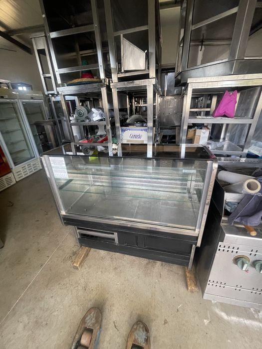 Vitrine expositora refrigerada