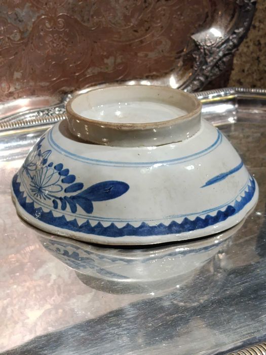 malga tijela porcelana chinesa 18 cm diâmetro séc XVI Ming