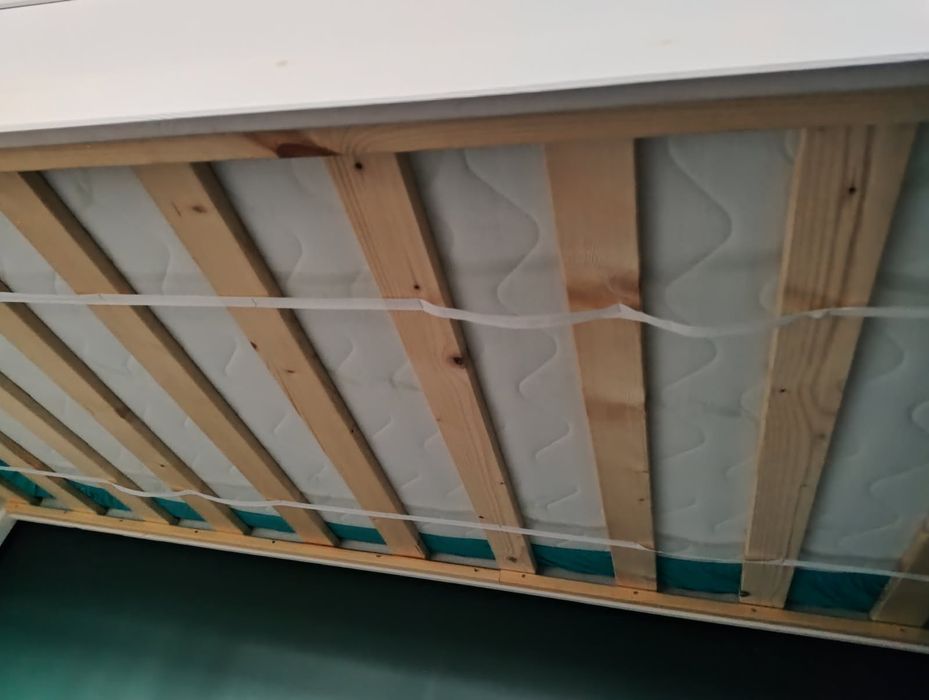 Łóżko ze zjeżdżalnią