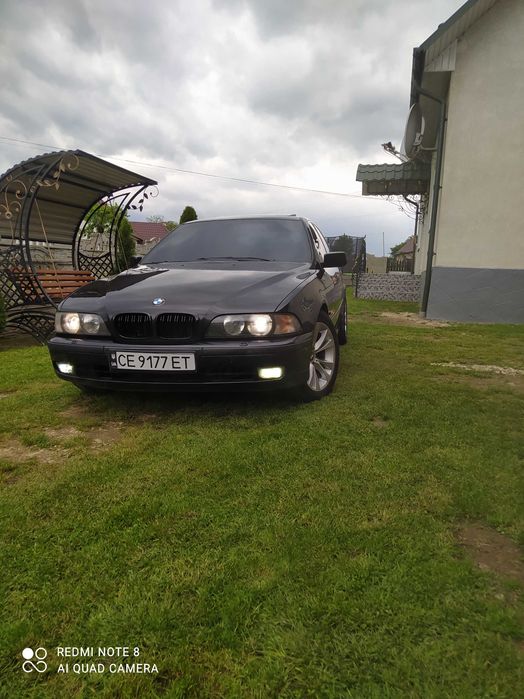 БМВ е39 бензин 2.3 с документами порядок пороги надо будет варить!!!