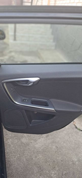 Продам Volvo v60