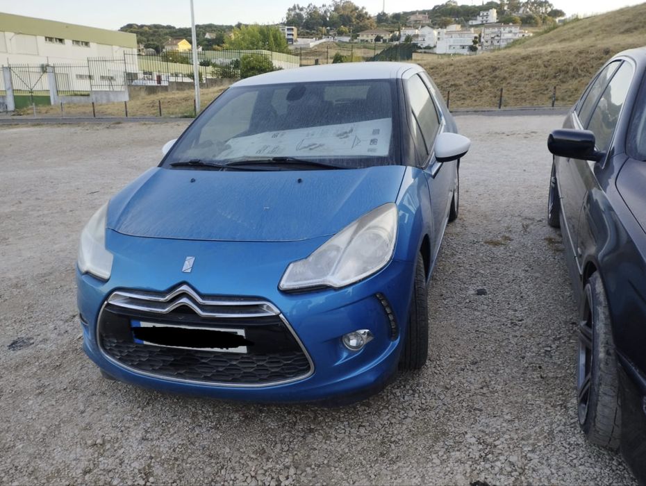 DS3 azul a gasolina