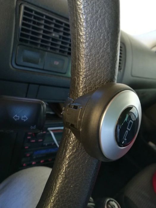 Pequena bola para volante, universal