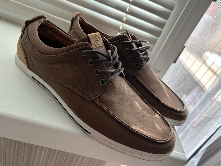 Мужские коричневые туфли брендовые