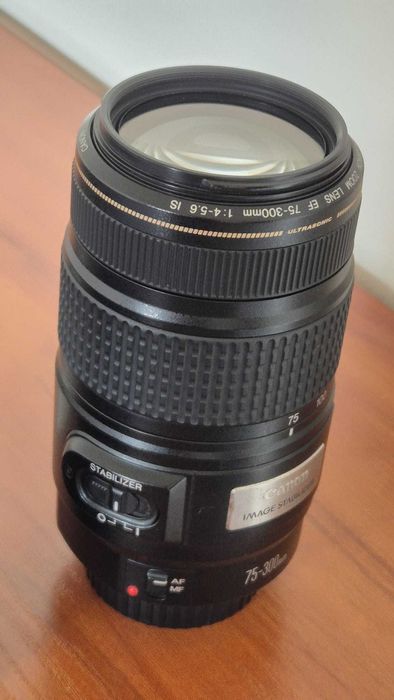 CANON EOS 200D + EF-S 18-55mm f/3.5-5.6 II  Opcja Obiektywy Sony Canon