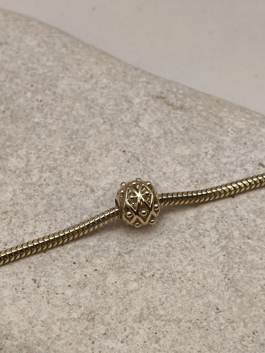 Złoty Charms do bransoletki modułowej