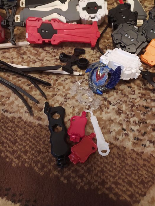 Продам бейблейди все одним лотом (Аналог)