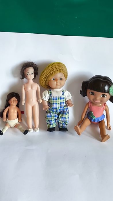 Zestaw zabawek laleczki vintage plastik i celuloid.