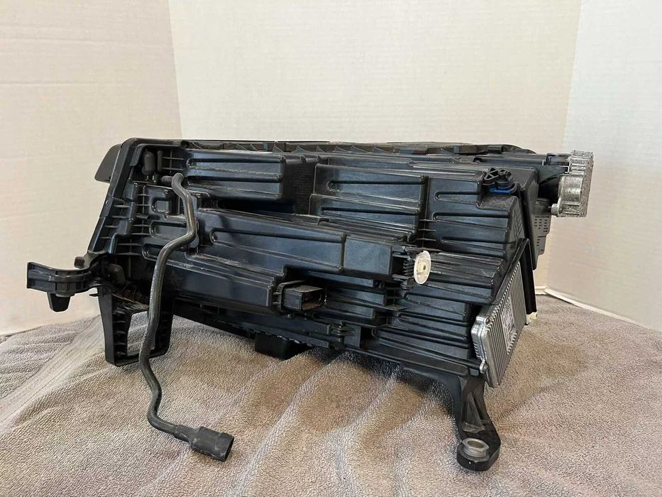 2024 VOLKSWAGEN ATLAS фара LED OEM 3CN941082 3CN941081