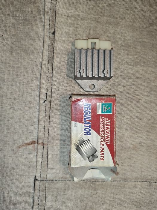 Реле напруги Yamaha