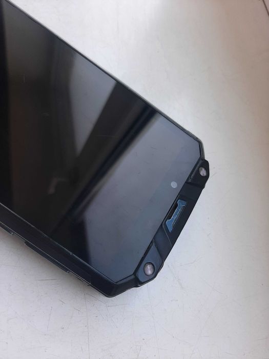 Мобильный телефон Oukitel WP2 на запчасти