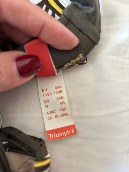 Biquini conjunto da Triumph