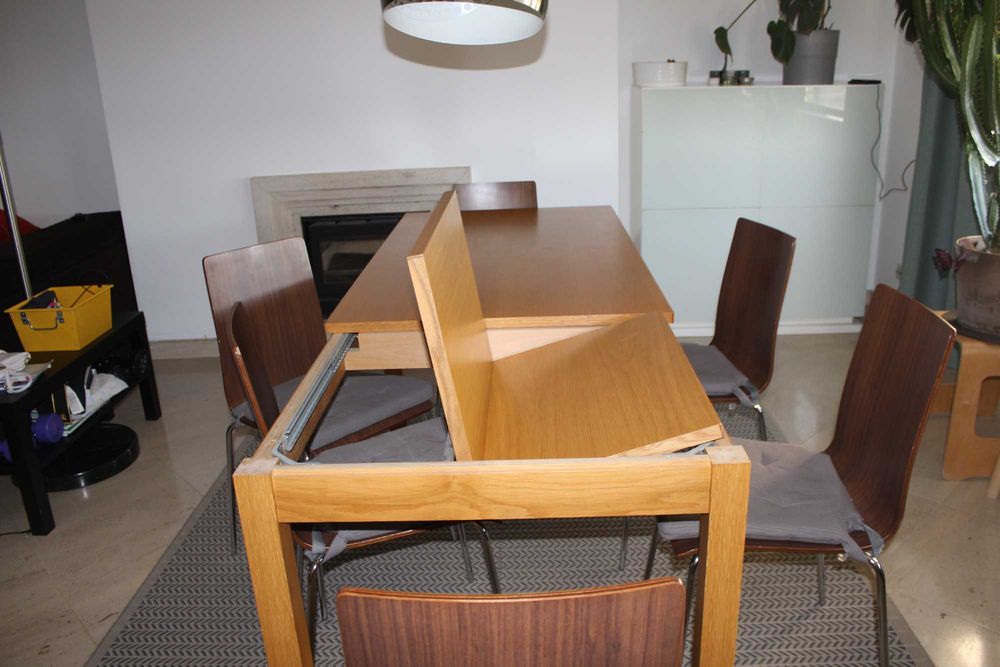 Mesa de jantar extensível até 2 mts c/ seis cadeiras