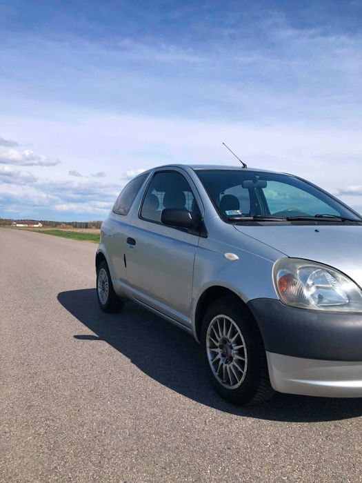 toyota YARIS 2003 sprawna