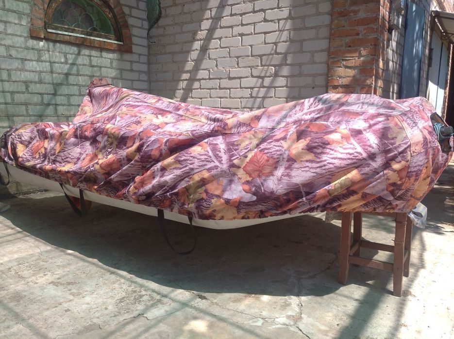 Продам лодку Колибри330