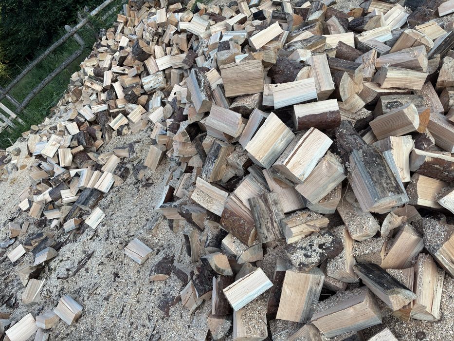 Drewno opałowe suche