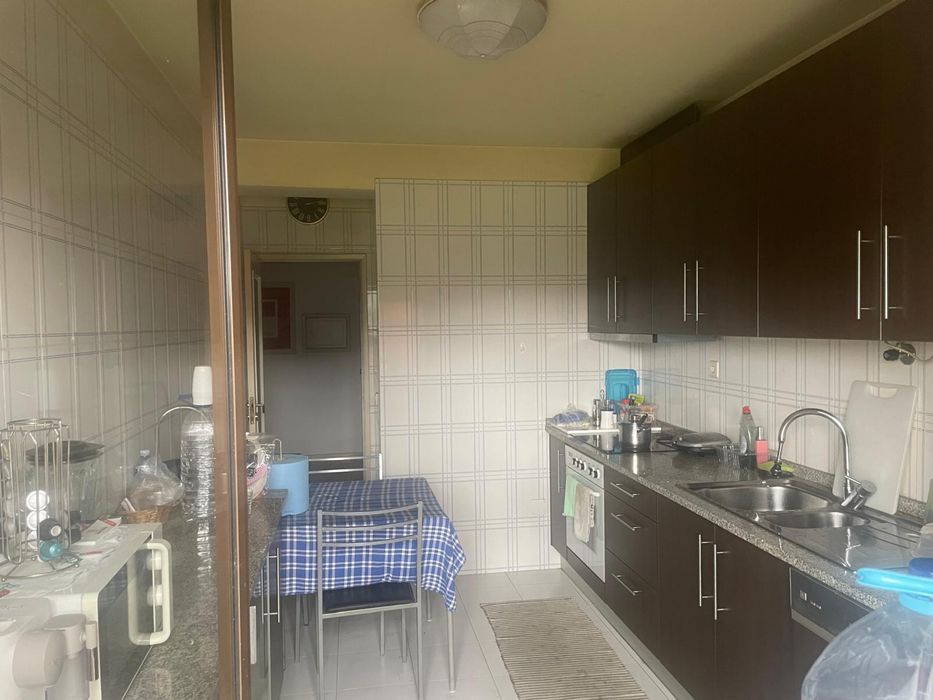 Quarto para arrendar