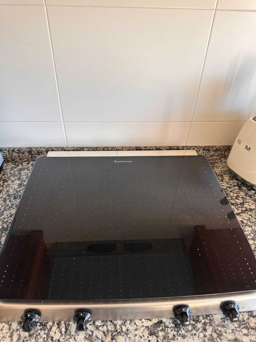 Placa de gás Ariston