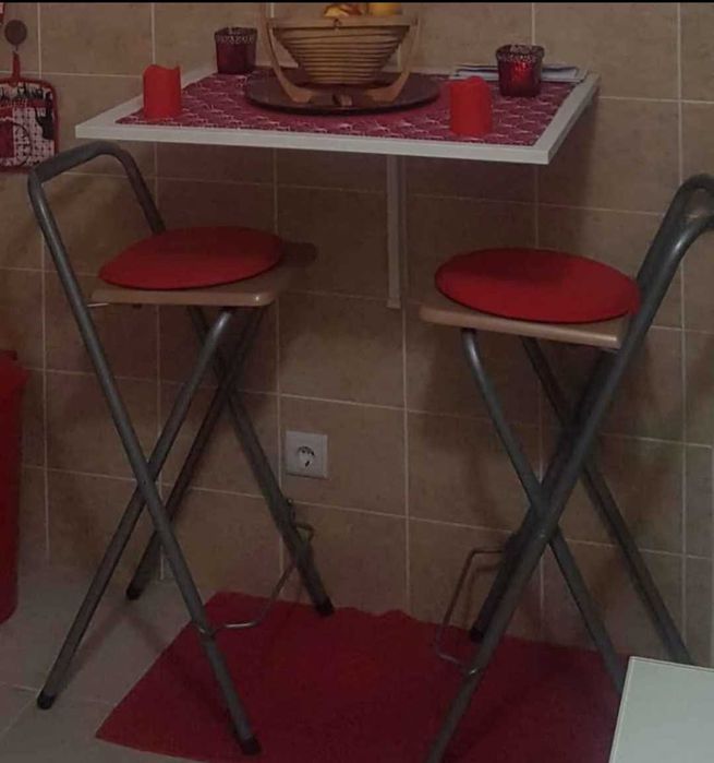 Dois Bancos com capas