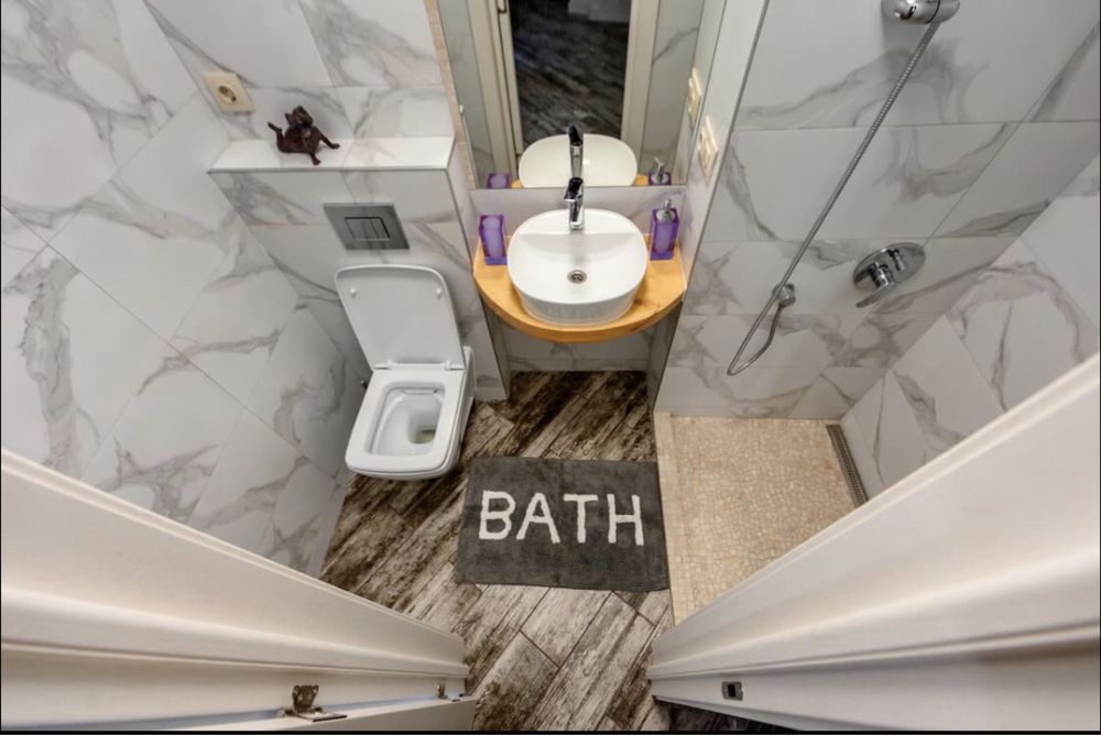 Аренда  посуточно/помесячно в центре Одессы/6012