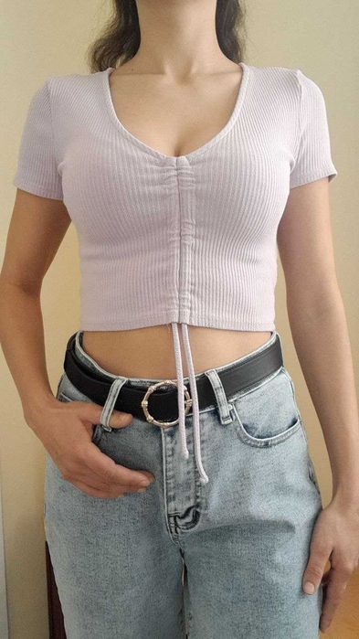 Женский топ — идеально для жарких образов и летних вечеров