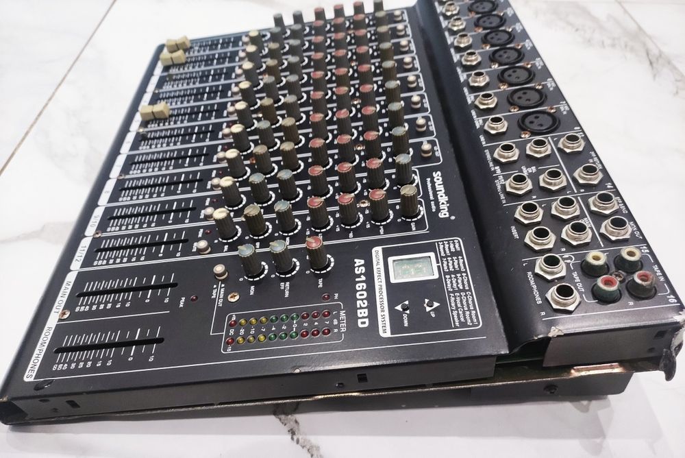 Продам микшерный пульт Soundking AS1602BD