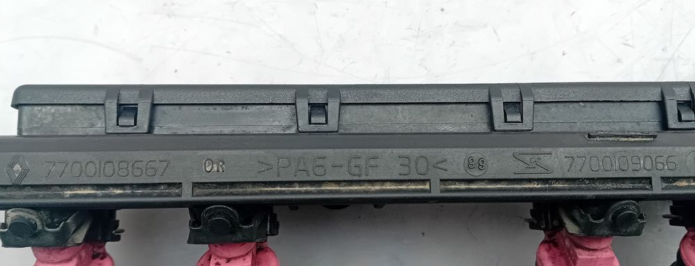 Rampa de injeção RENAULT Clio II (BB0/1/2_, CB0/1/2_)