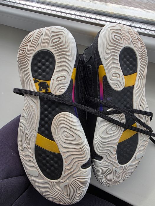 Кросівки Decathlon lakers 40