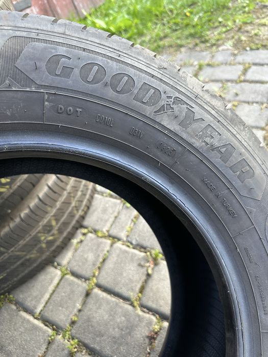 Goodyear efficient Grip CARGO 2  215/65R16C  2025 року випуску