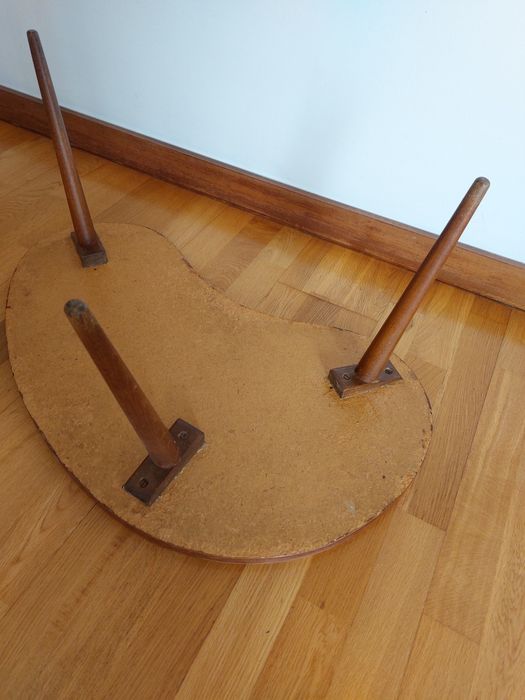 Conjunto de 2 mesas de apoio em fórmica vintage