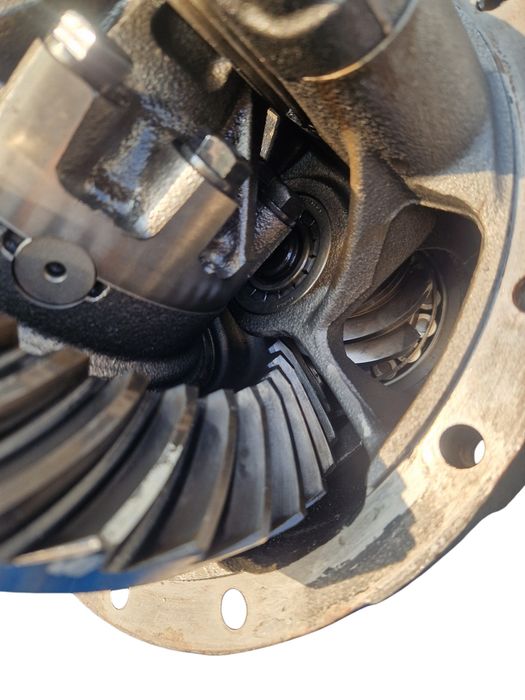 Wkład mostu Mitsubishi Canter 3,9D 7C14 Fuso 05-10r. 39/8