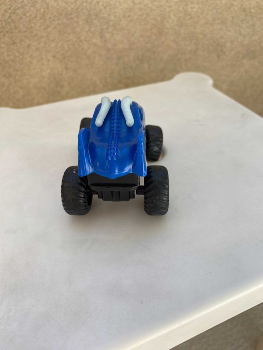 Carrinho de Brinquedo Monster Truck Usado - Em Bom Estado