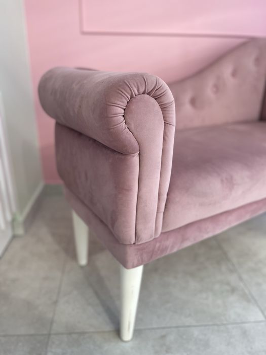 Кушетка в гарному стані