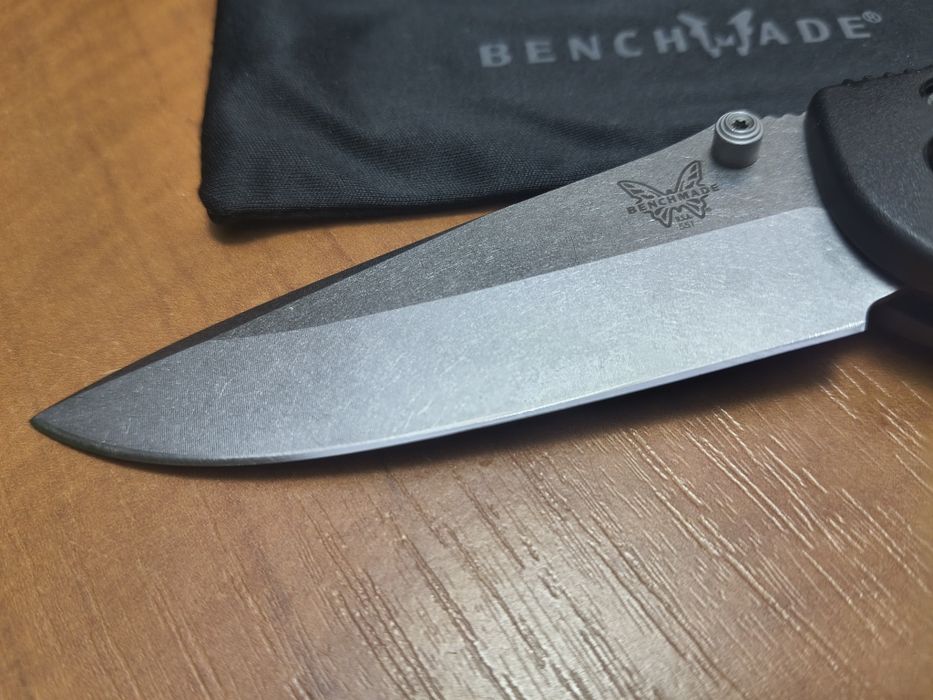 Benchmade 551-S30V Griptilian