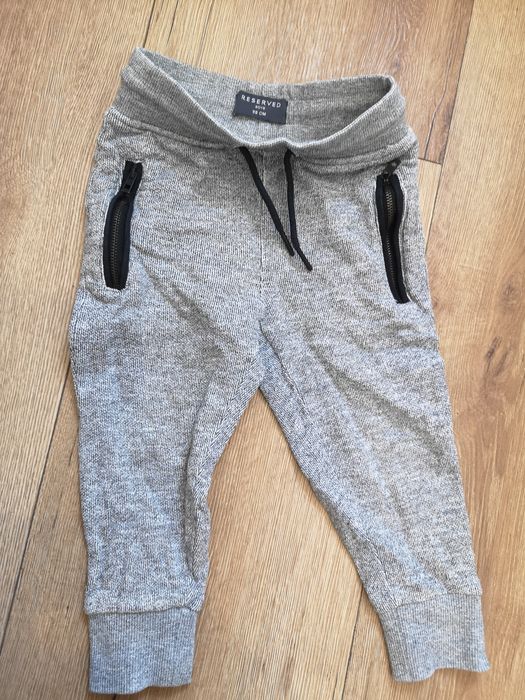 Spodnie joggery, dresowe rozm. 98 Reserved