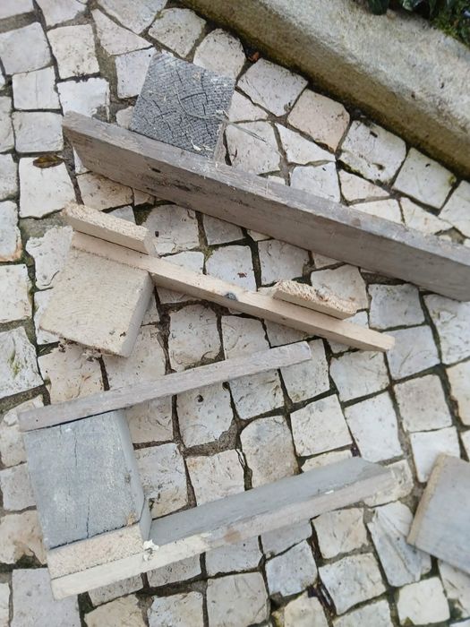 Lenha de paletes seca