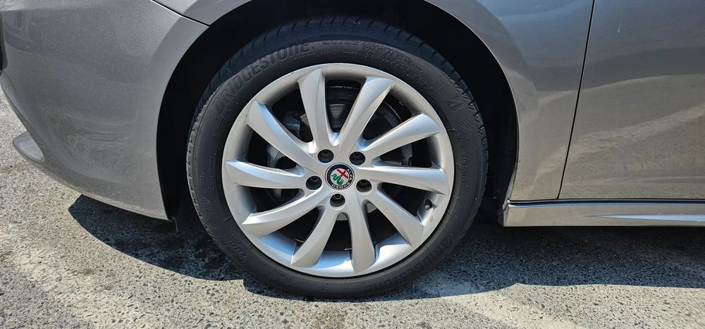 Alfa Romeo Giulietta 1.6 JTDm Distinctive 57X