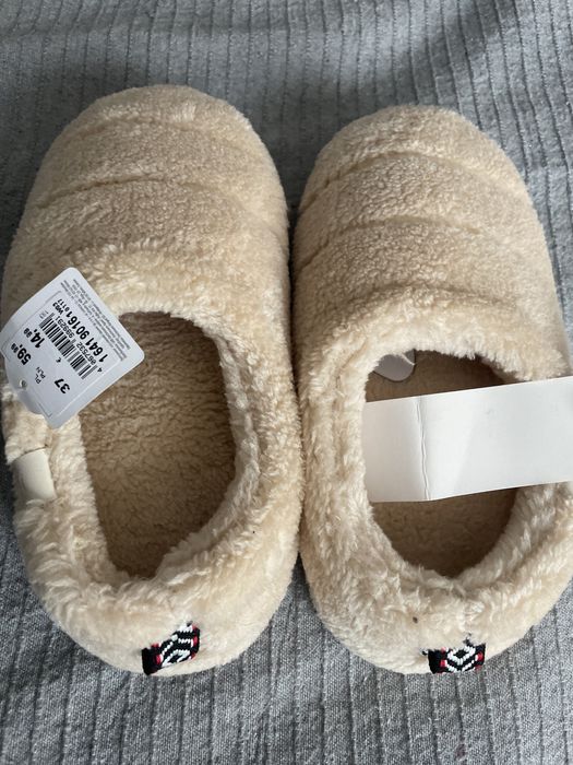 Kapcie pluszowe unisex 37 Deichmann