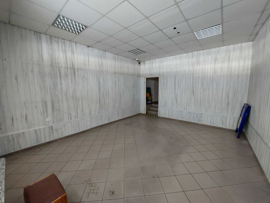 Wynajmę lokale handlowo-usługowe