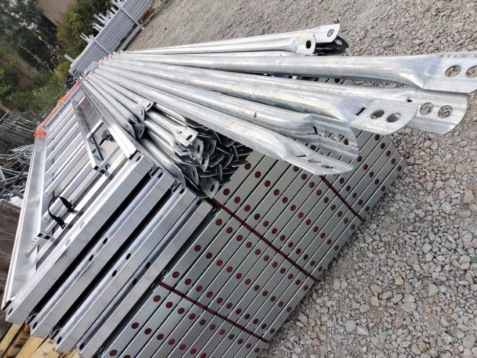 Rusztowanie systemowe SP70 230 m2   27x8,5m pletak