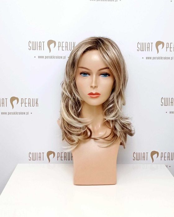 Długa, falowana peruka syntetyczna Łopuszno