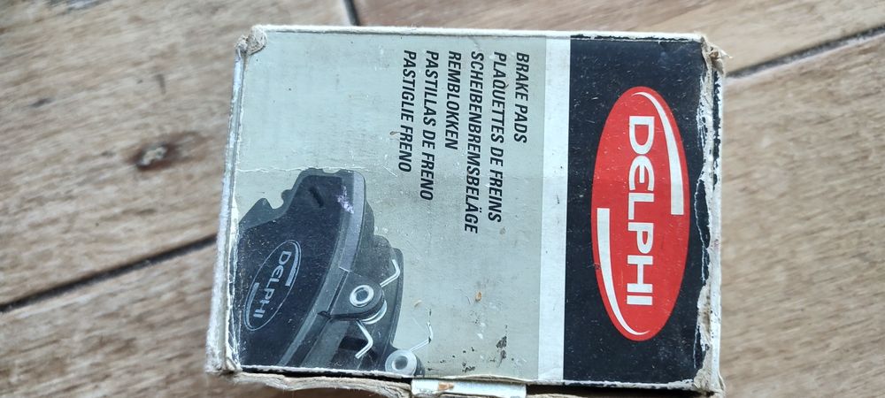 Тормозные колодки для дисковых тормозов Volkswagen Delphi LP1998