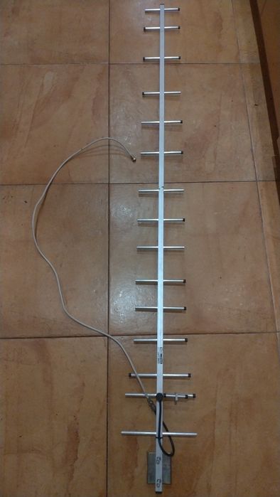 Антенна направленная 15,6 Дб