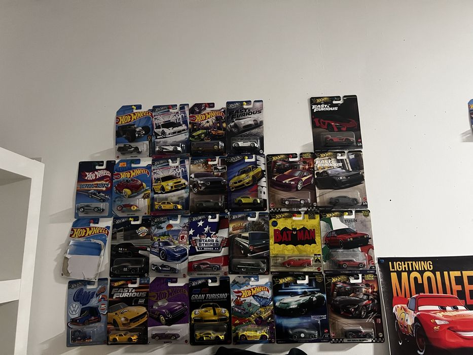 Samochodziki hot wheels