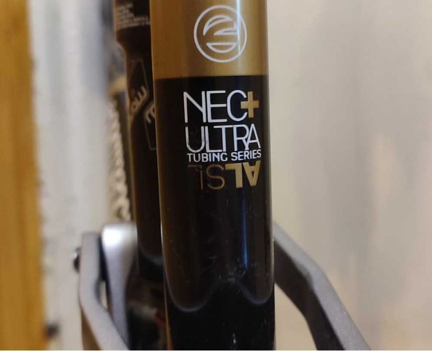 Редкая рама двухподвес Commencal Meta 5.5