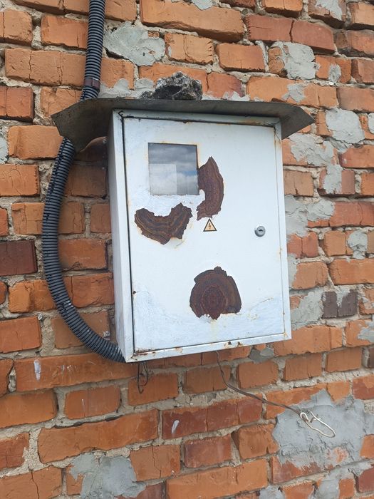 Продається земельна ділянка з будинком !!!